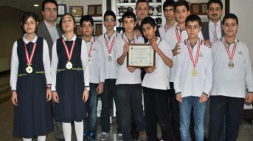 G&uuml;ney Eğitim, Uluslararası Matematik Olimpiyatları&rsquo;nda Madalyaları Topladı