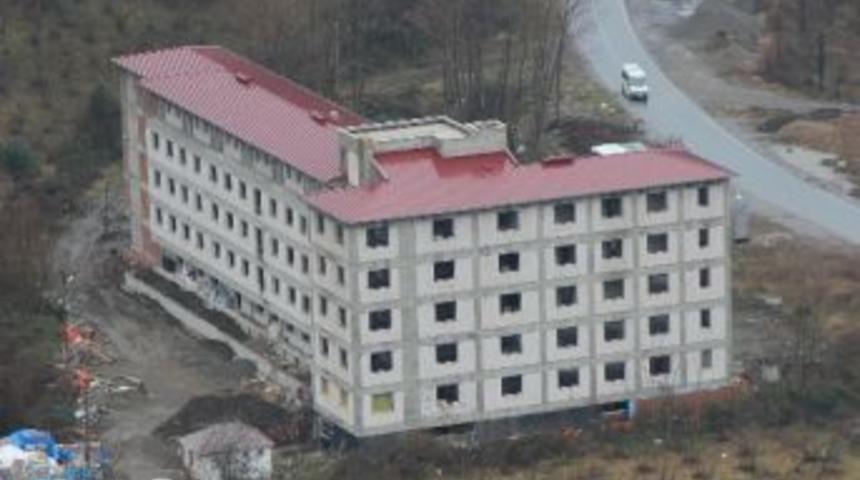 G&ouml;rele G&uuml;zel Sanatlar Fak&uuml;lte Binası İnşaatı Devam Ediyor