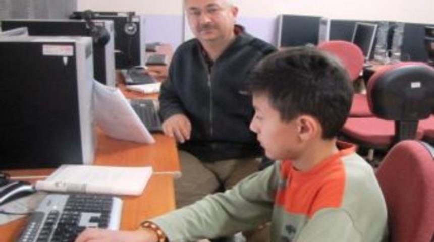 F Klevye'de Baba Oğul Rekabeti