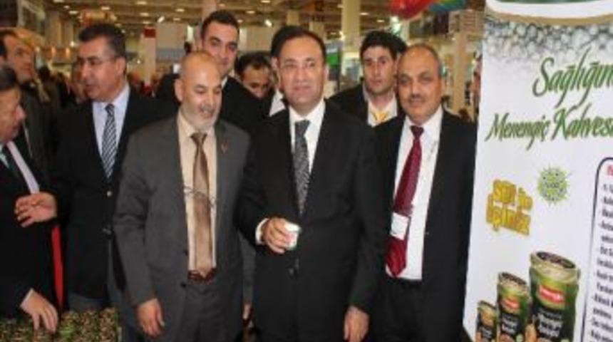 Başbakan Yardımcısı Bekir Bozdağ Kilis Standını Ziyaret Etti