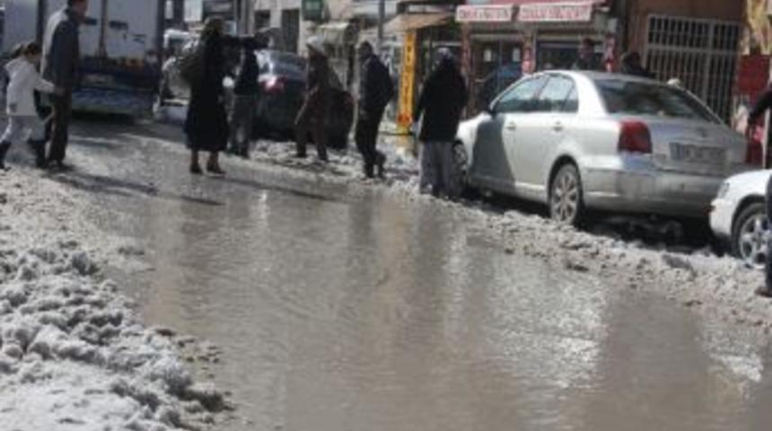 Hakkari G&ouml;lete D&ouml;nd&uuml;