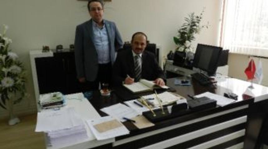 Kastamonu &Uuml;niversitesi Rekt&ouml;r&uuml; Prof. Dr. Seyit Aydın, Su &Uuml;r&uuml;nleri Fak&uuml;ltesini Ziyaret Etti