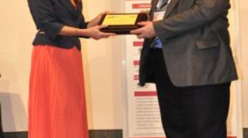 Ak&ccedil;ay, EMITT'te 'En Etkin Tanıtım Yapan Stant' &Ouml;d&uuml;l&uuml; Aldı