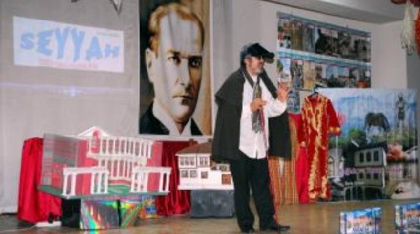 Tiyatro Oyunu "seyyah" Salihli'de Sahnelendi