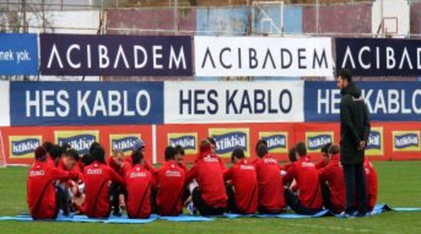 Tolunay Kafkas, Bordo-mavili Kul&uuml;be Geldi