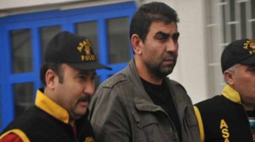 Ablasıyla Tartışan Eski Eniştesini &Ouml;ld&uuml;rd&uuml;