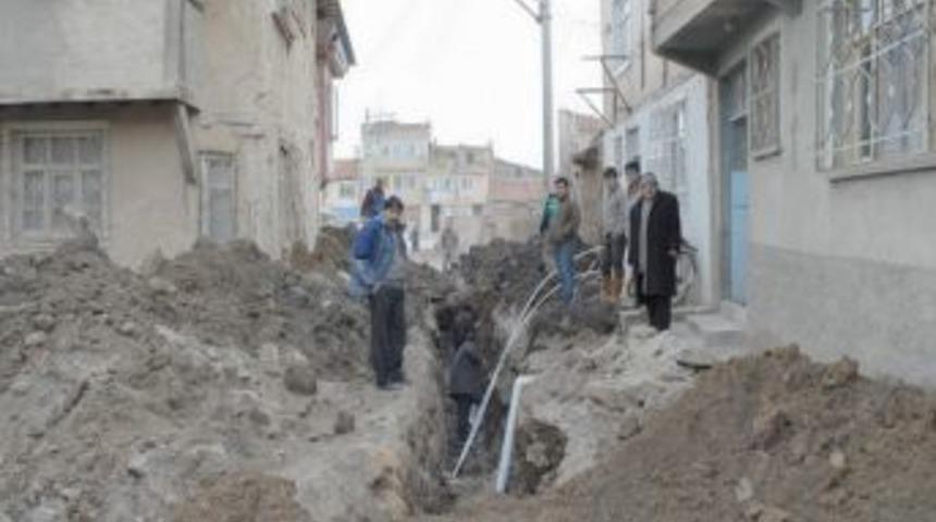 Bolvadin&rsquo;de Kanalizasyon Sorununu &Ccedil;&ouml;z&uuml;l&uuml;yor