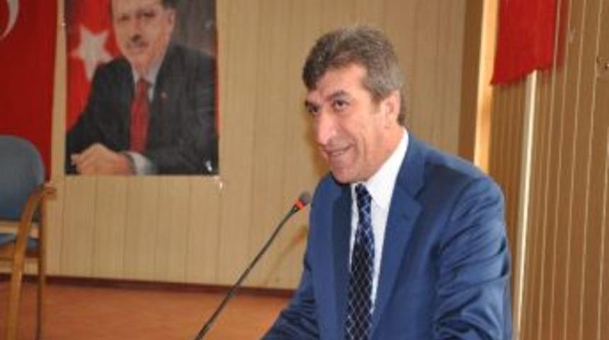 Derik'te G&uuml;ler Sevinci S&uuml;r&uuml;yor