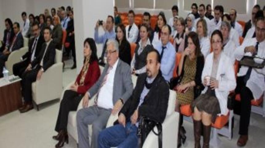 Sel&ccedil;uk Tıp&rsquo;ta &ldquo;tablolarla Hekimlik Sanatı&rdquo; Anlatıldı