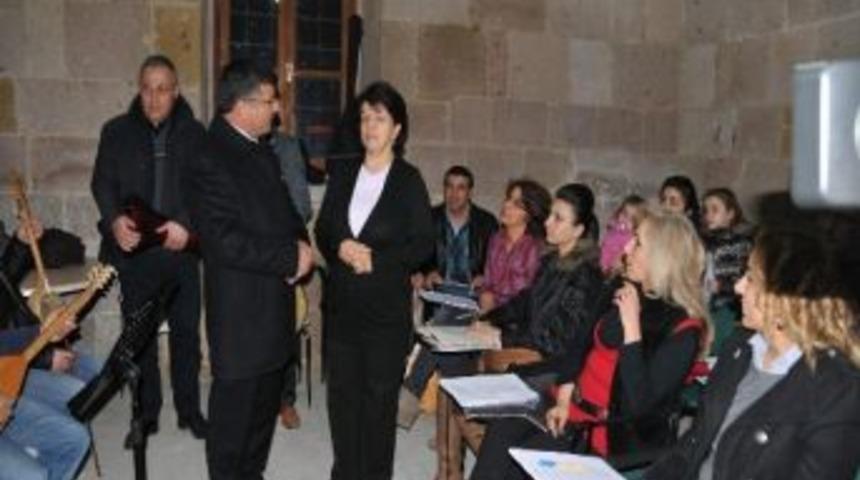 Niğde Belediyesi T&uuml;rk M&uuml;ziği Korosu Kuruldu