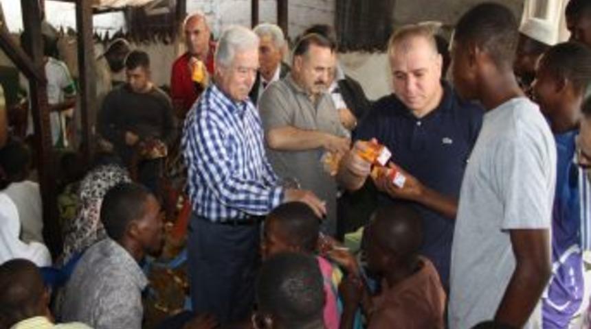 Aldırmaz Kongo&rsquo;da Yetimhaneyi De Unutmadı