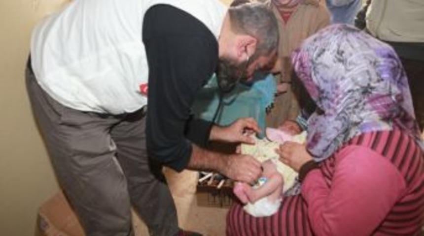 Suriyeli Ikizler Yeterli Besini Alamazsa &Ouml;lecek