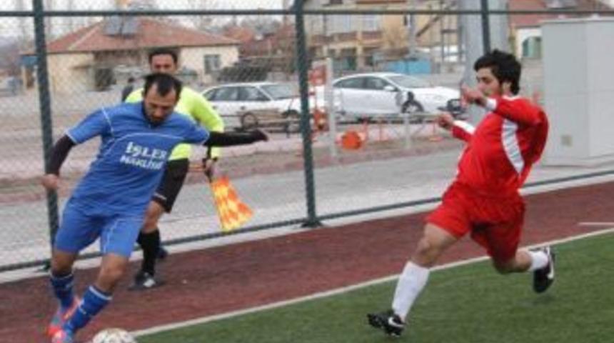 S&uuml;per Amat&ouml;r K&uuml;me