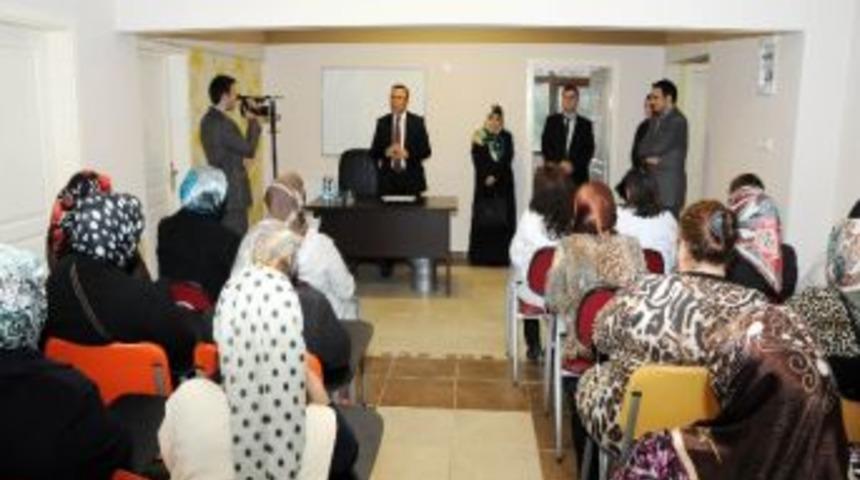 Canik'ten Bayanlara Sertifika