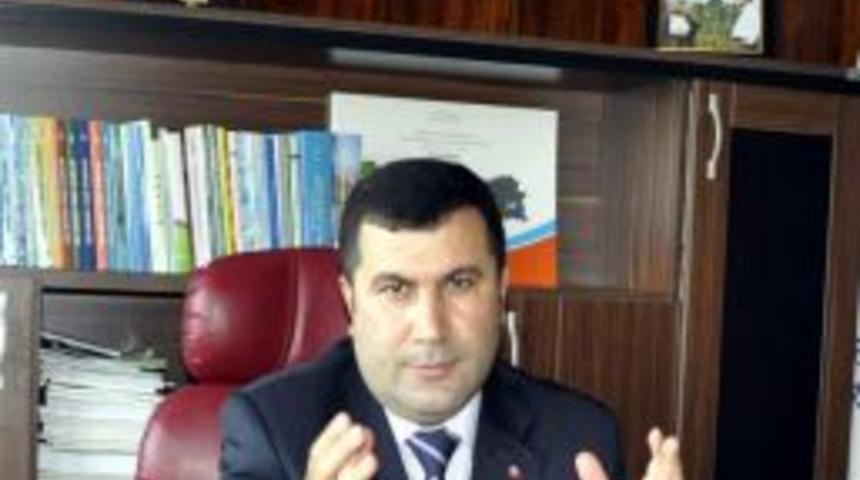 İpekb&ouml;ceği Yetiştiriciliği I&ccedil;in &Uuml;reticilere Dut Fidanı Dağıtıldı