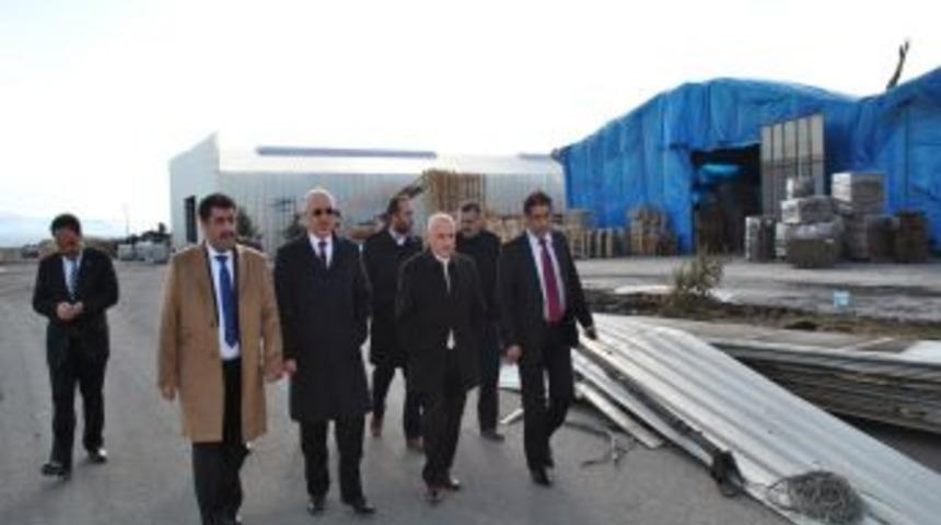 Milletvekillerinden Iş Adamlarına Ge&ccedil;miş Olsun Ziyareti