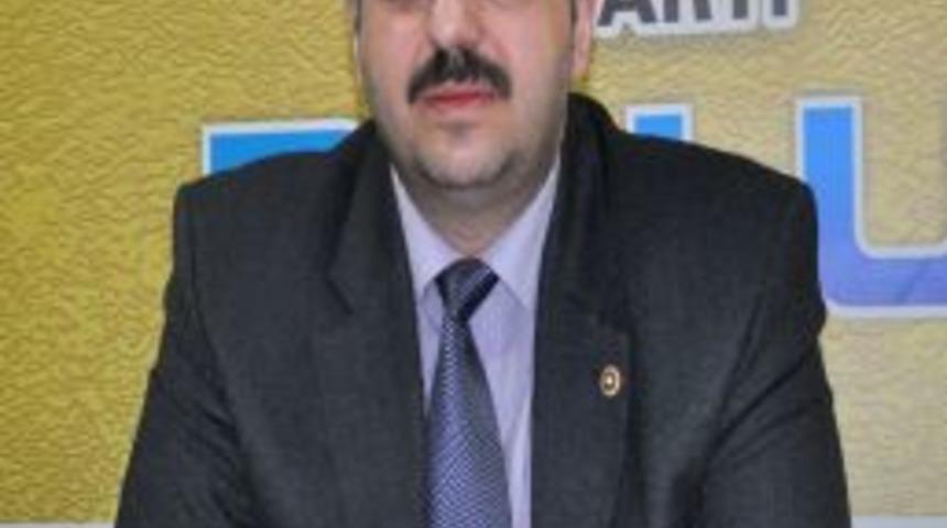 &ldquo;CHP 4'e B&ouml;l&uuml;nd&uuml;, Ne Yaptıklarını Onlar Da Bilmiyor&rdquo;