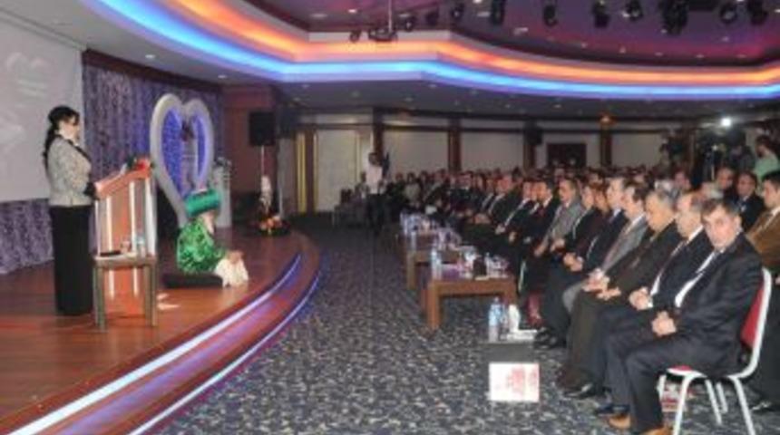 Erdoğan'ın Himayesinde Başlatılan G&ouml;n&uuml;l El&ccedil;ileri Projesi &Ccedil;orum'da