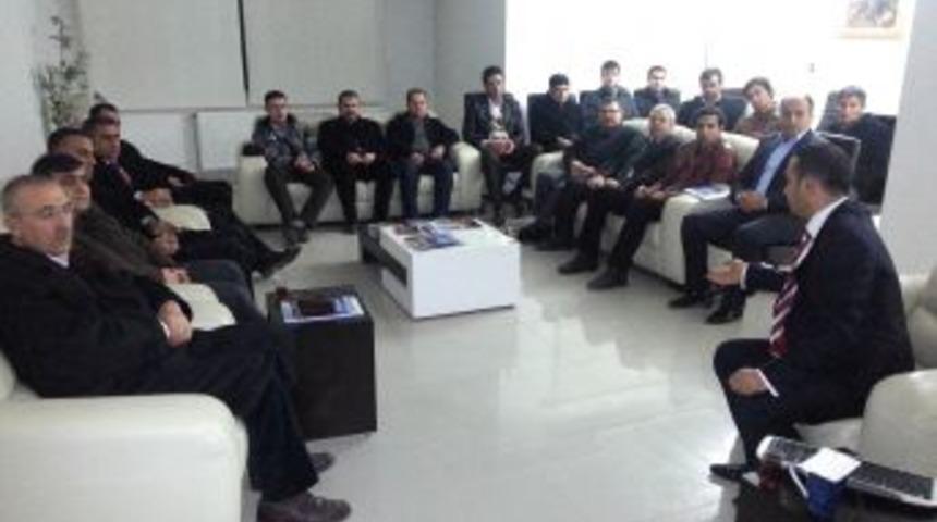 Yrd. Dr. Akkay: Veli, &Ouml;ğretmen Ve Idare Işbirliği Işlevsel Değil