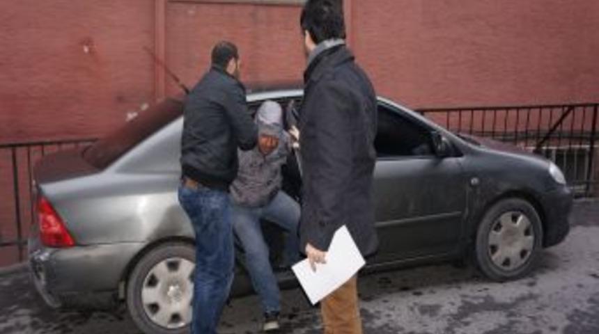 İstanbul&rsquo;da &lsquo;insan Ticareti&rsquo; Operasyonu