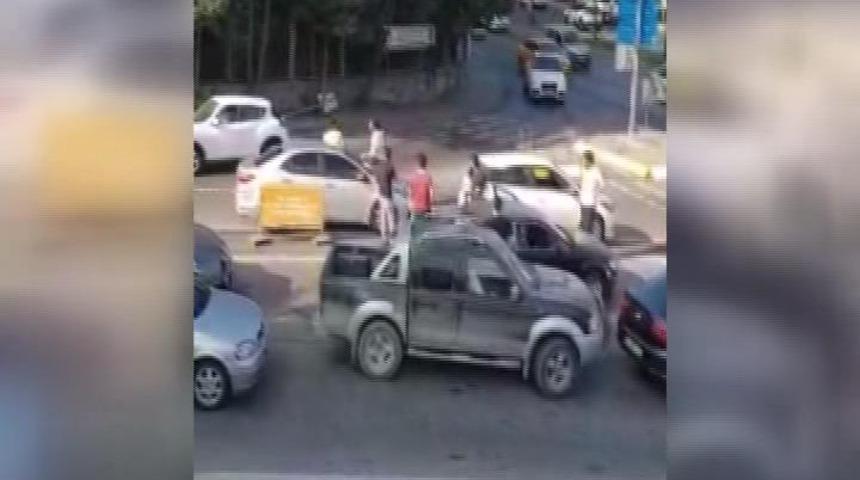 Adnan Oktar'a operasyon anı... İşte b&ouml;yle yakalandı