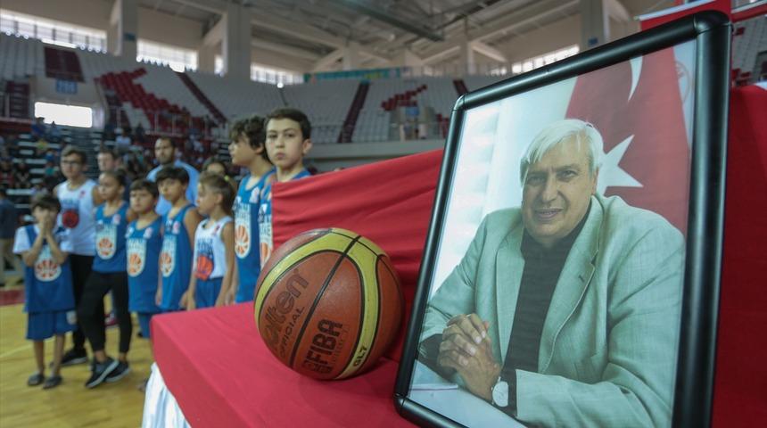 Doğan Hakyemez i&ccedil;in Antalya'da t&ouml;ren d&uuml;zenlendi