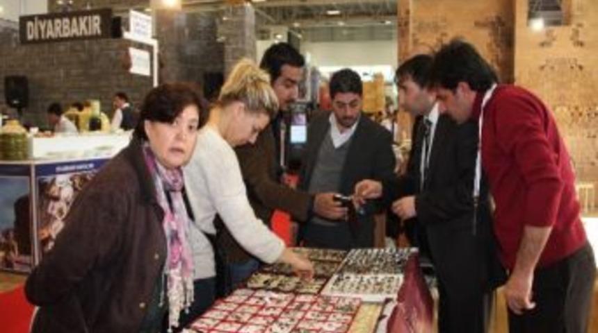 Erzurumun İncisi Oltu Taşı D&uuml;nyaya Tanıtıldı