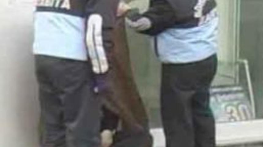 Sunucunun Dilenci Testi Zabıtaya Takıldı