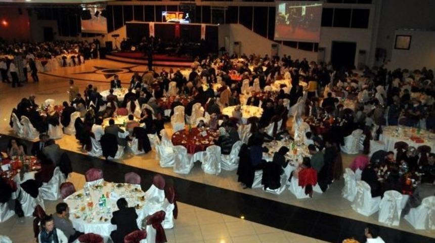 Balıkesir Belediyesi'nden Ş&uuml;kran Gecesi