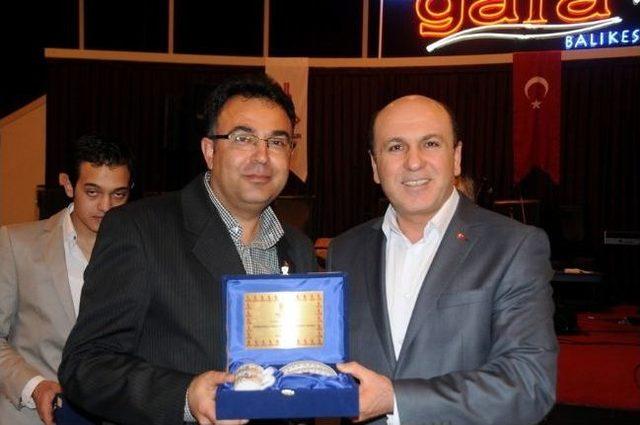 Balıkesir Belediyesi nden Ş&uuml;kran Gecesi 2