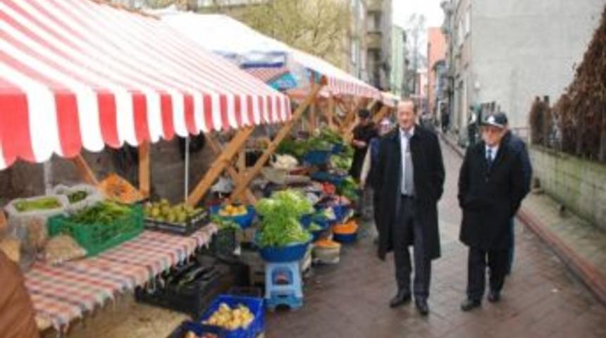Pazarcı Kadınlar &Uuml;r&uuml;nlerini Modern Tezgahlarda Satacak