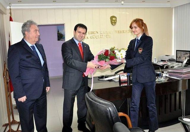 Akçakale de "dünya Gümrük Günü" Kutlandı 1