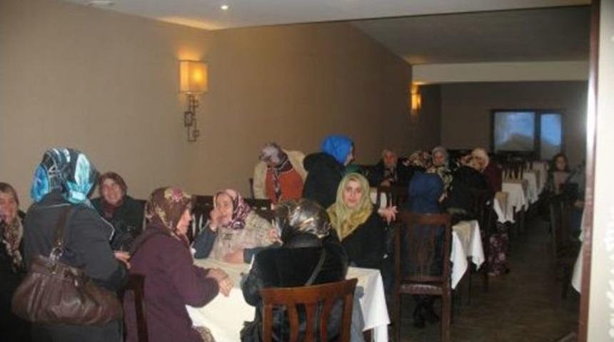 Kur&rsquo;an Kursu &Ouml;ğrencilerinden Abant Gezisi