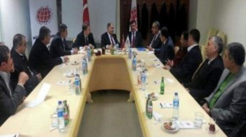 Ekonomi Camiasında G&uuml;mr&uuml;k Ve Kosgeb Sevinci