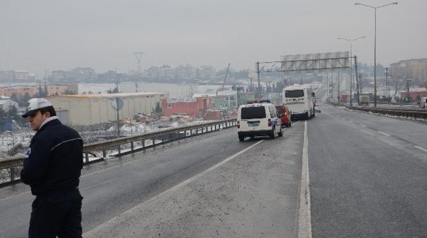 Cenaze Evinden D&ouml;nerken Kaza Ge&ccedil;irdiler