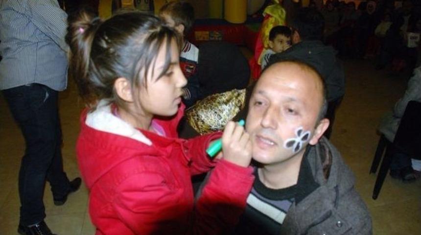 Gediz Belediyesi'nden &Ouml;ğrencilere Karne Şenliği