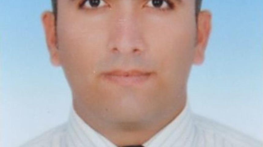 Halı Sahada İstinat Duvarının &Ccedil;&ouml;kmesi İle &Ouml;len &Ouml;ğretmen Toprağa Verildi