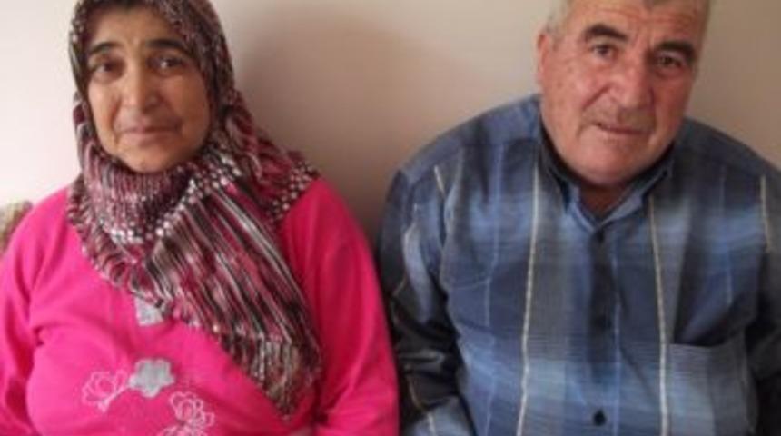 47 Yıllık Hayat Arkadaşının B&ouml;breği Ile Hayata Tutundu
