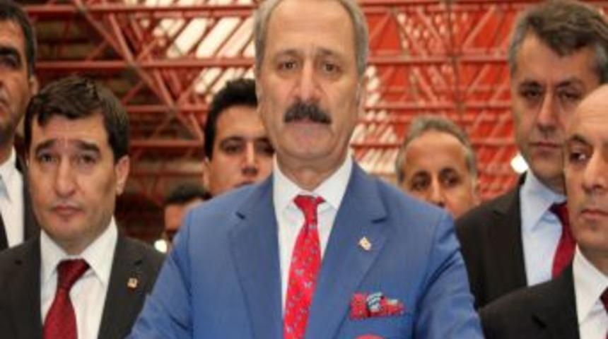 Bakan &Ccedil;ağlayan, Mobilya Fuarı&rsquo;nın A&ccedil;ılışını Yaptı