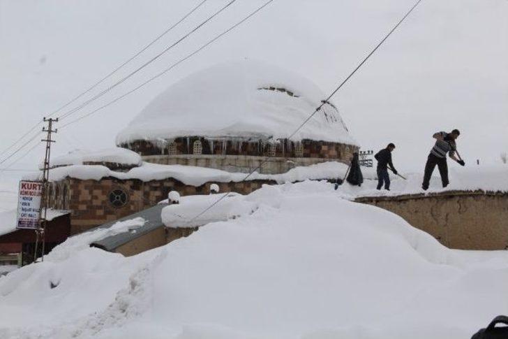 Başkale Kar Altında G3