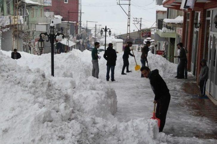 Başkale Kar Altında G4