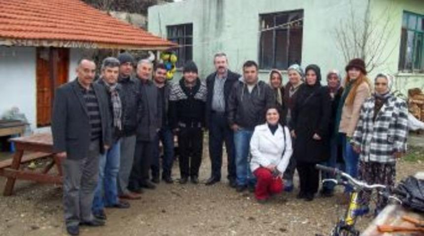 MHP'li Gubaş: Yerinde Ziyaretlerle K&ouml;yl&uuml;n&uuml;n Sorununa &Ccedil;&ouml;z&uuml;m Buluyoruz