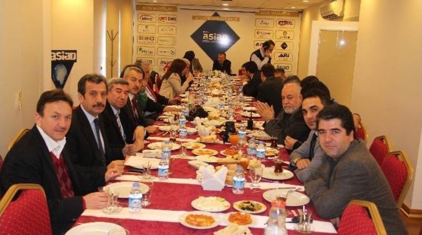 Asiad Y&ouml;netimi Basınla Buluştu
