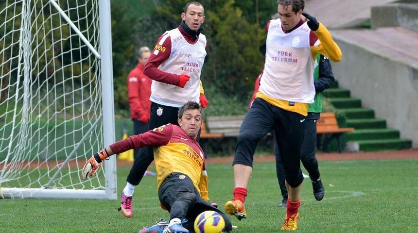 Galatasaray'da, Bursaspor Ma&ccedil;ı Hazırlıklarına Amrabat'ta Katıldı