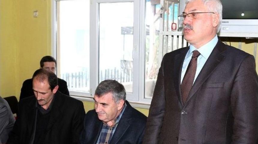 Başkan To&ccedil;oğlu K&ouml;yl&uuml;lerle Bir Araya Geldi