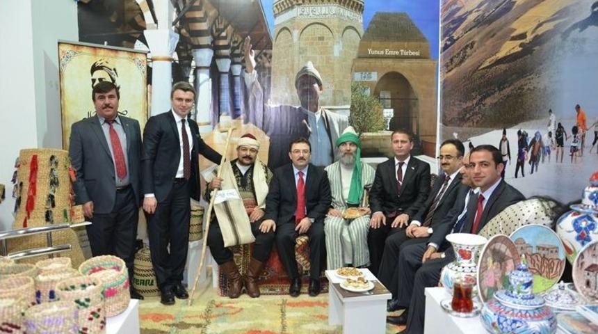 Aksaray, EMITT'te 'En Etkin Tanıtım Yapan İl &Ouml;d&uuml;l&uuml;'n&uuml; Aldı