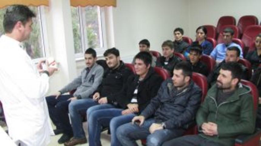 Karadeniz'in Ilk Diş Protez Yardımcı Eğitimi &Ccedil;orum'da Başladı