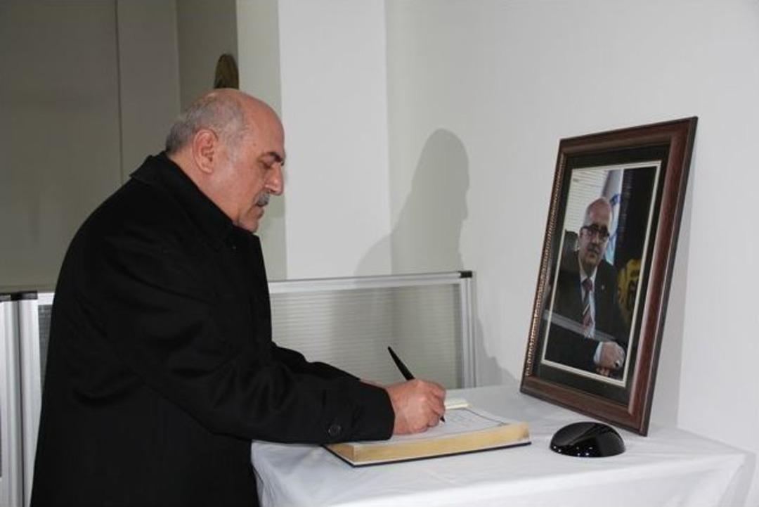 Bayburt &Uuml;niversitesi Rekt&ouml;r&uuml; Prof.dr G&ouml;khan Budak Dualarla Anıldı