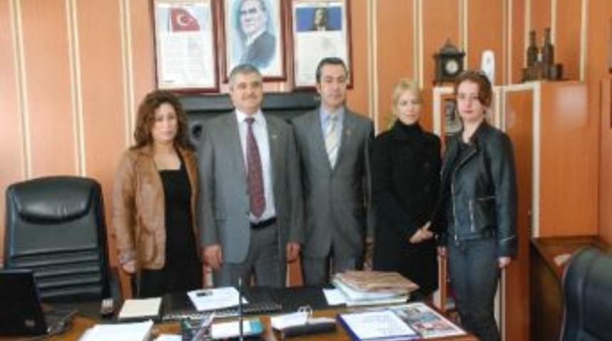 Akhisar &Ouml;vder, İl&ccedil;e Milli Eğitim M&uuml;d&uuml;r&uuml; Mermer&rsquo;i Ziyaret Etti