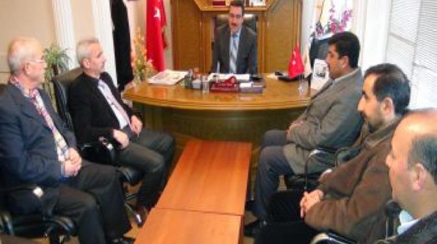 İpek Yolu &Uuml;zerindeki Yayla Yollarının Onarılmasını Istiyorlar